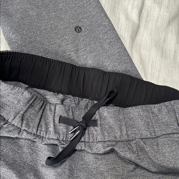 Lululemon On the Fly Pants - Picture 8 of 10